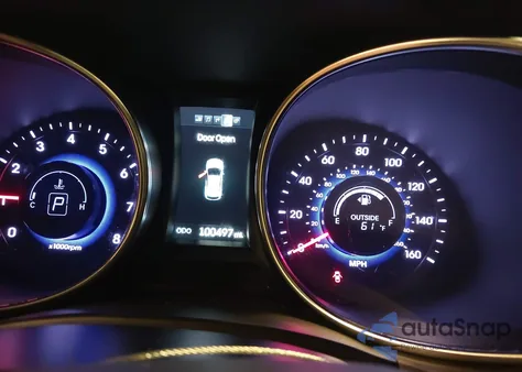 2016 Hyundai Santa Fe Sport 2.4L z USA, uszkodzony, nr VIN 5XYZU3LB4GG335485